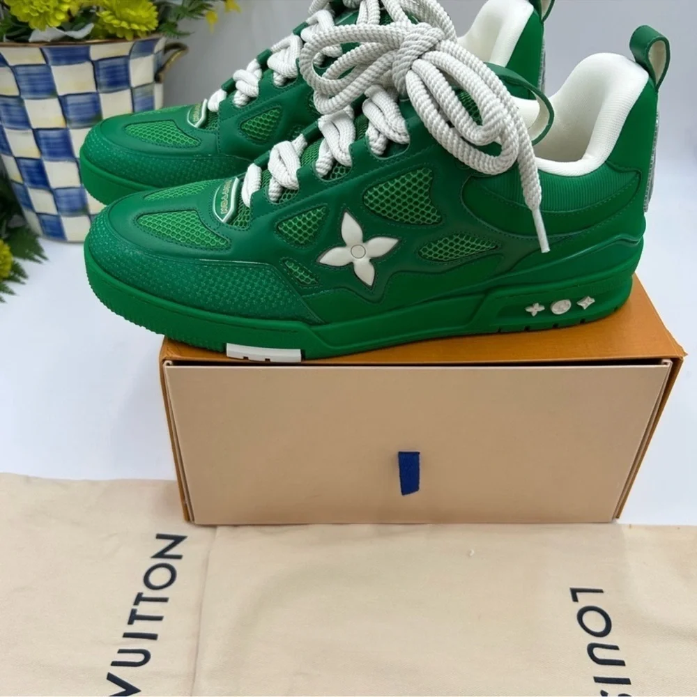 Men’s Louis Vuitton green skate sneakers size 10 fits 12 US made in Italy